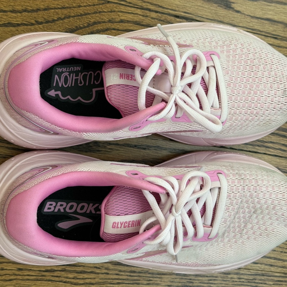 Brooks Women’s Glycerin 21. Size 8.5. Used. - Picture 5 of 7